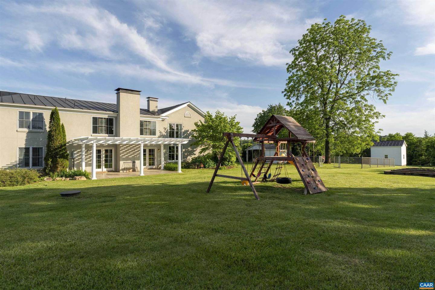 928 SLATE MILL RD #B, STANARDSVILLE, Virginia 22973, 7 Bedrooms Bedrooms, ,5 BathroomsBathrooms,Residential,For sale,928 SLATE MILL RD #B,666220 MLS # 666220
