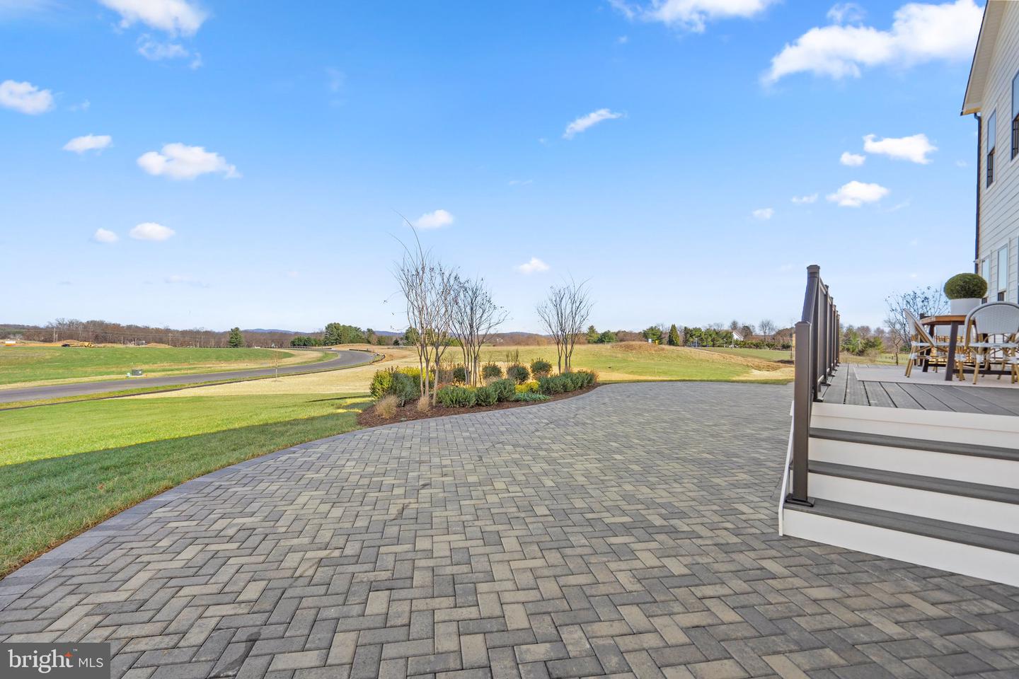 38875 SILVER KING CIR, WATERFORD, Virginia 20197, 6 Bedrooms Bedrooms, ,5 BathroomsBathrooms,Residential,For sale,38875 SILVER KING CIR,VALO2100784 MLS # VALO2100784