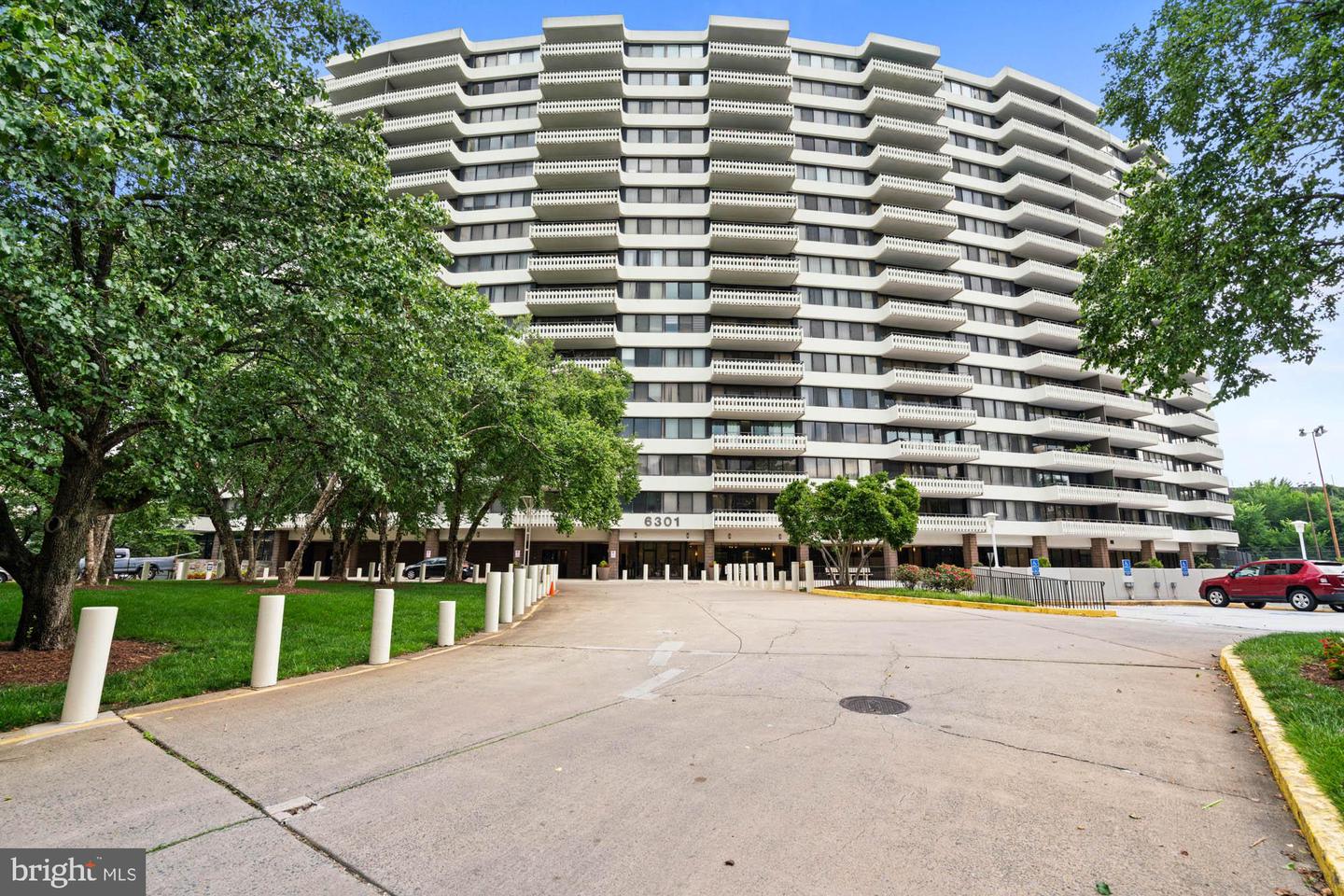6301 STEVENSON AVE #410, ALEXANDRIA, Virginia 22304, 2 Bedrooms Bedrooms, ,2 BathroomsBathrooms,Residential,For sale,6301 STEVENSON AVE #410,VAAX2047050 MLS # VAAX2047050