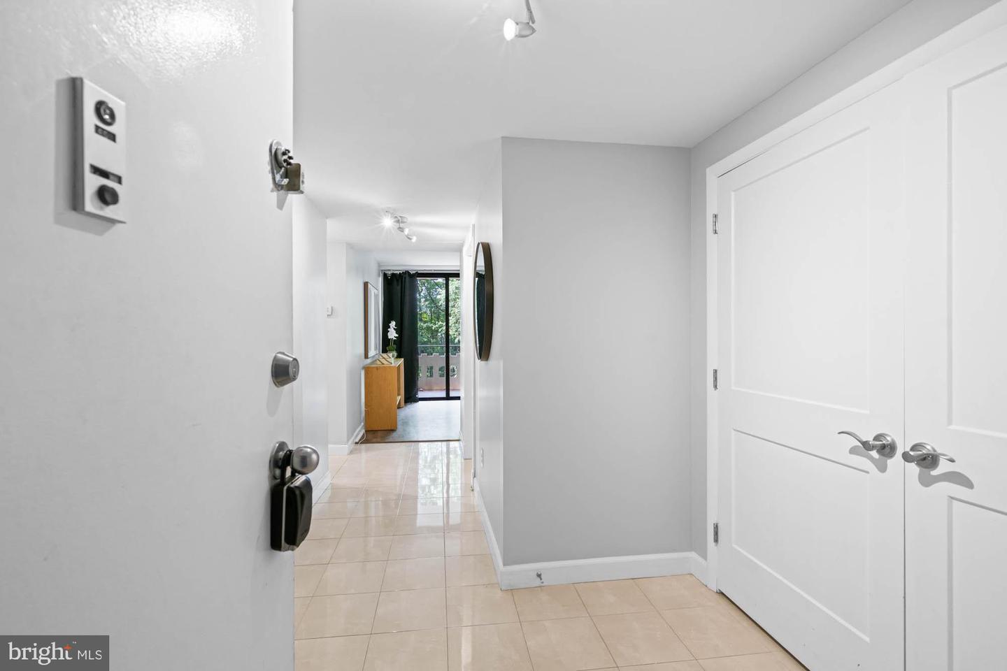 6301 STEVENSON AVE #410, ALEXANDRIA, Virginia 22304, 2 Bedrooms Bedrooms, ,2 BathroomsBathrooms,Residential,For sale,6301 STEVENSON AVE #410,VAAX2047050 MLS # VAAX2047050