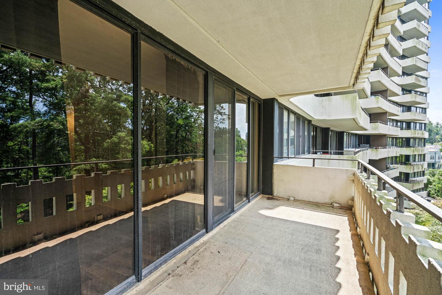 6301 STEVENSON AVE #410, ALEXANDRIA, Virginia 22304, 2 Bedrooms Bedrooms, ,2 BathroomsBathrooms,Residential,For sale,6301 STEVENSON AVE #410,VAAX2047050 MLS # VAAX2047050