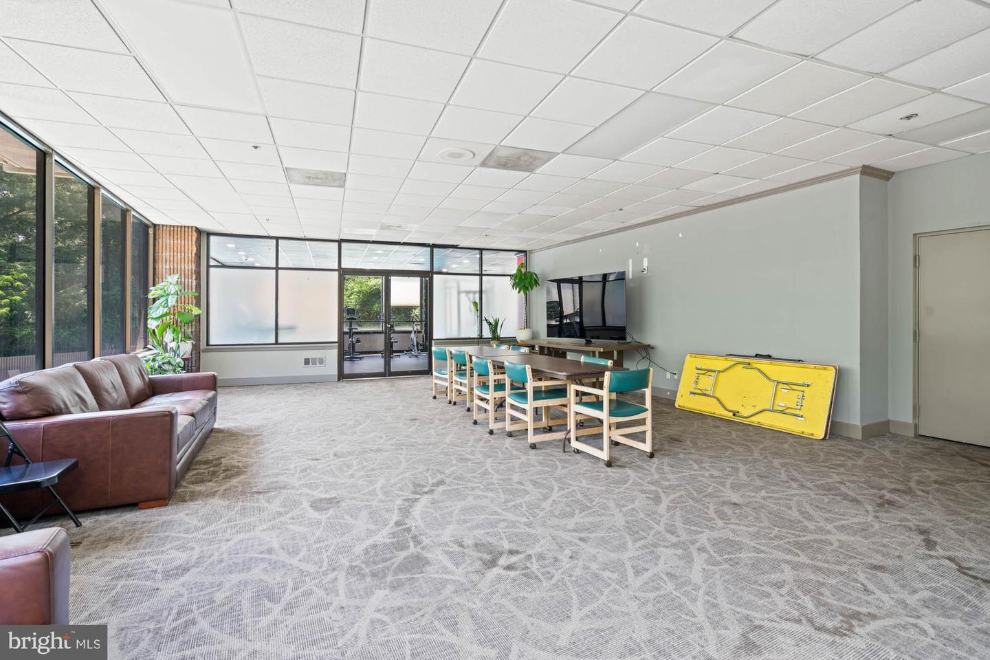 6301 STEVENSON AVE #410, ALEXANDRIA, Virginia 22304, 2 Bedrooms Bedrooms, ,2 BathroomsBathrooms,Residential,For sale,6301 STEVENSON AVE #410,VAAX2047050 MLS # VAAX2047050