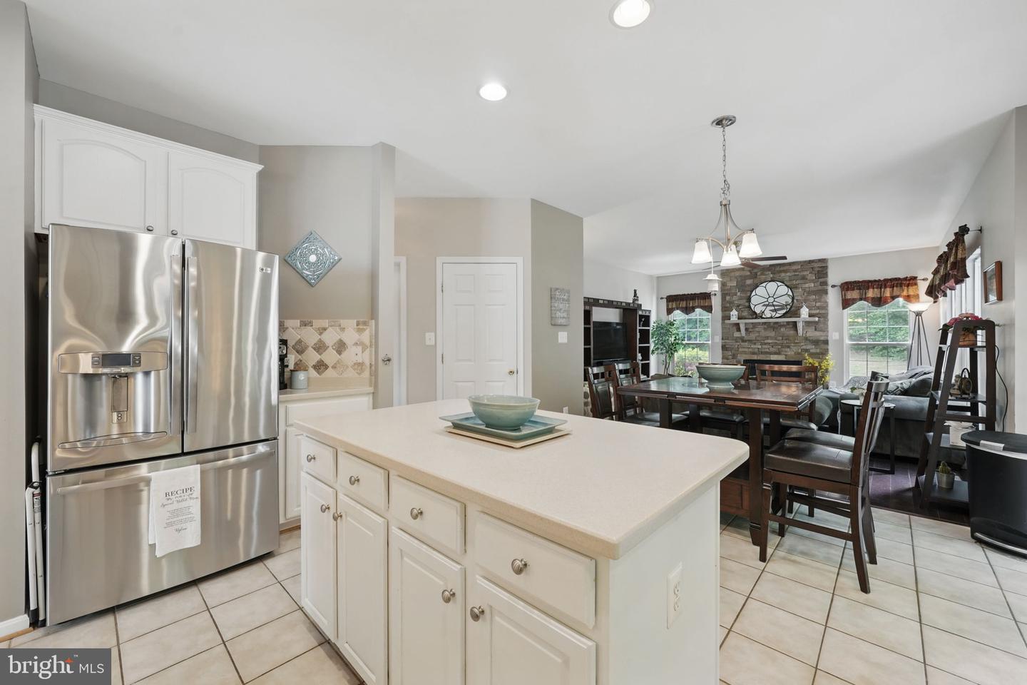 5280 GUNSTON HALL DR, WOODBRIDGE, Virginia 22193, 5 Bedrooms Bedrooms, ,3 BathroomsBathrooms,Residential,For sale,5280 GUNSTON HALL DR,VAPW2098220 MLS # VAPW2098220
