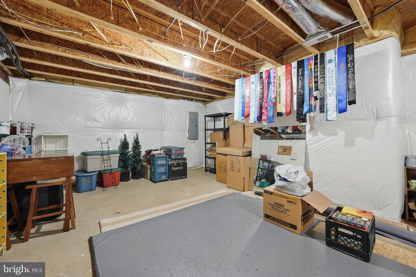 5280 GUNSTON HALL DR, WOODBRIDGE, Virginia 22193, 5 Bedrooms Bedrooms, ,3 BathroomsBathrooms,Residential,For sale,5280 GUNSTON HALL DR,VAPW2098220 MLS # VAPW2098220