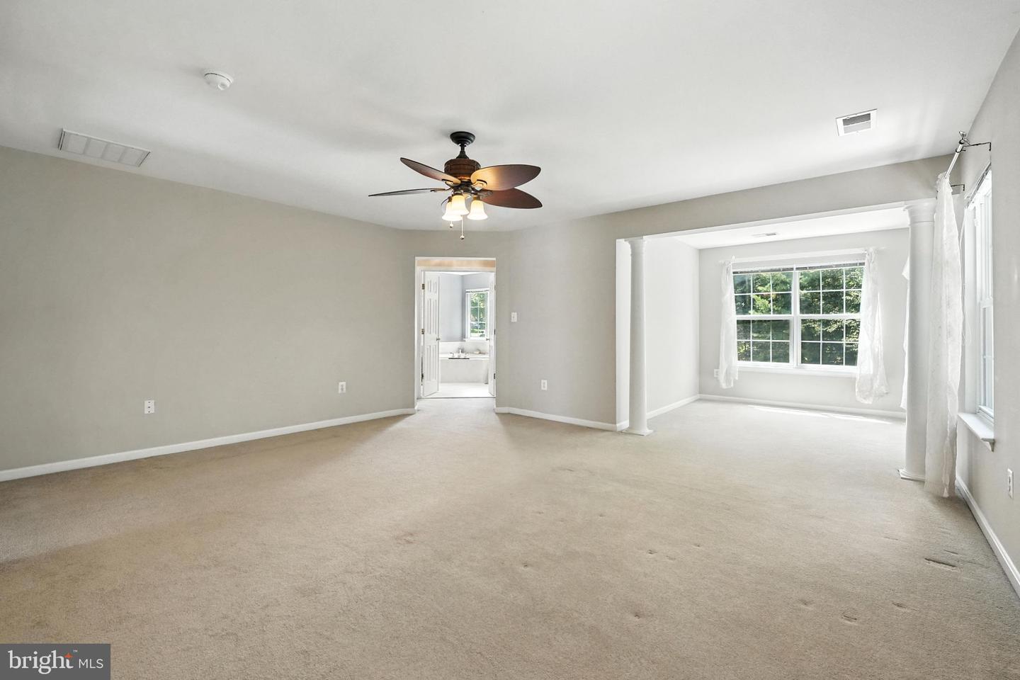 5280 GUNSTON HALL DR, WOODBRIDGE, Virginia 22193, 5 Bedrooms Bedrooms, ,3 BathroomsBathrooms,Residential,For sale,5280 GUNSTON HALL DR,VAPW2098220 MLS # VAPW2098220
