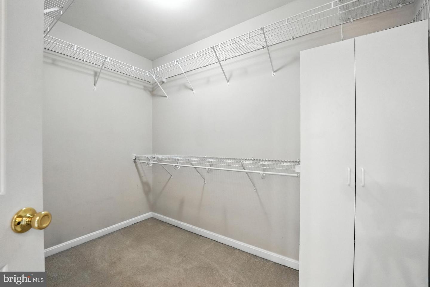 5280 GUNSTON HALL DR, WOODBRIDGE, Virginia 22193, 5 Bedrooms Bedrooms, ,3 BathroomsBathrooms,Residential,For sale,5280 GUNSTON HALL DR,VAPW2098220 MLS # VAPW2098220