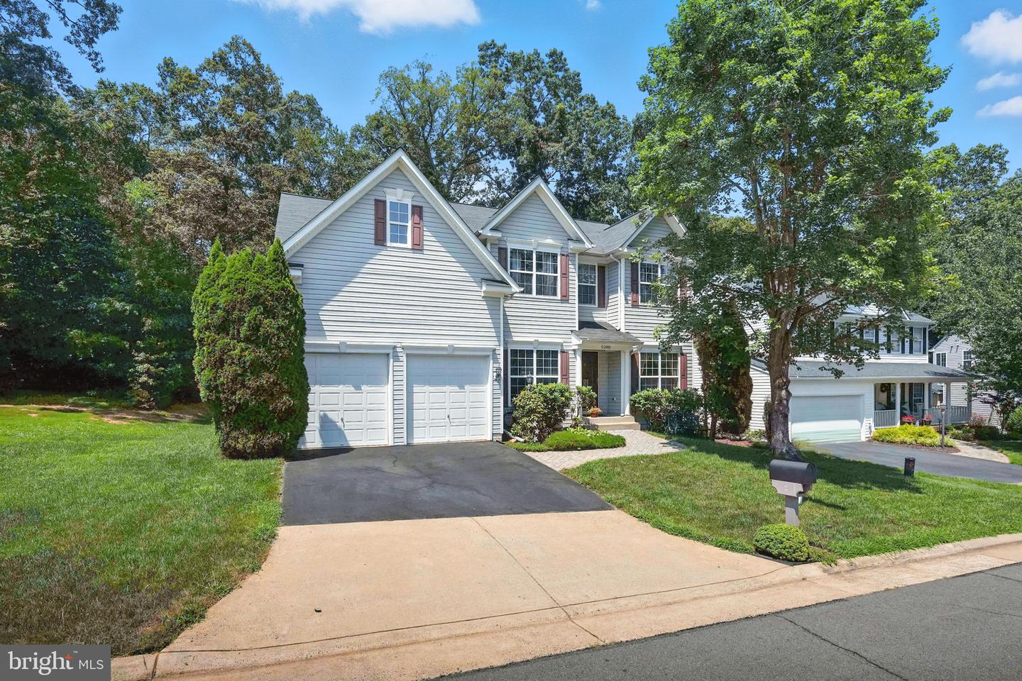 5280 GUNSTON HALL DR, WOODBRIDGE, Virginia 22193, 5 Bedrooms Bedrooms, ,3 BathroomsBathrooms,Residential,For sale,5280 GUNSTON HALL DR,VAPW2098220 MLS # VAPW2098220