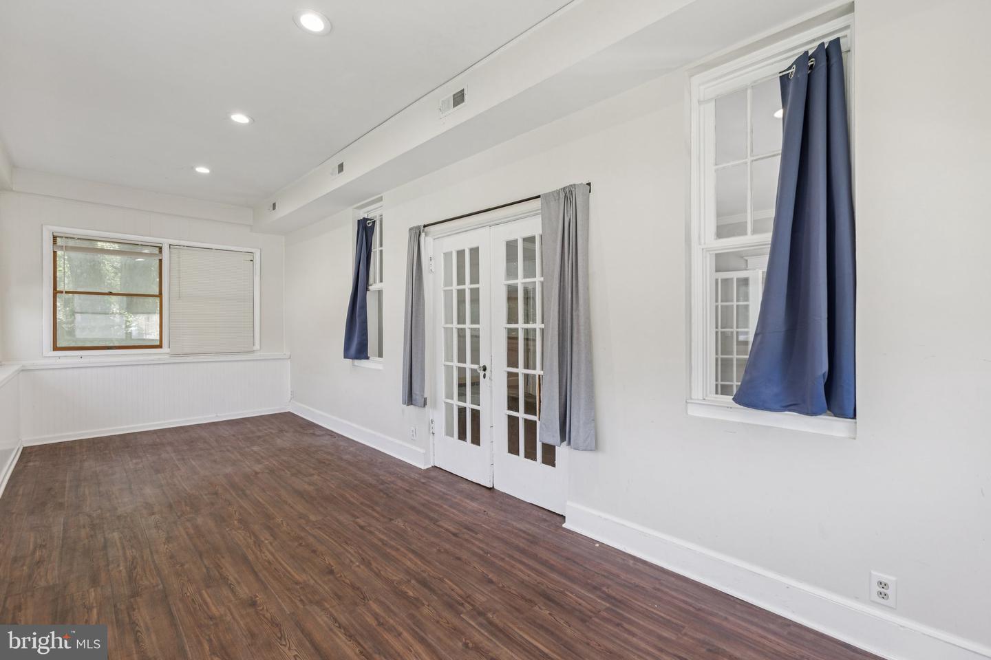 3728 LEGATION ST NW, WASHINGTON, District Of Columbia 20015, 5 Bedrooms Bedrooms, ,4 BathroomsBathrooms,Residential,For sale,3728 LEGATION ST NW,DCDC2208202 MLS # DCDC2208202