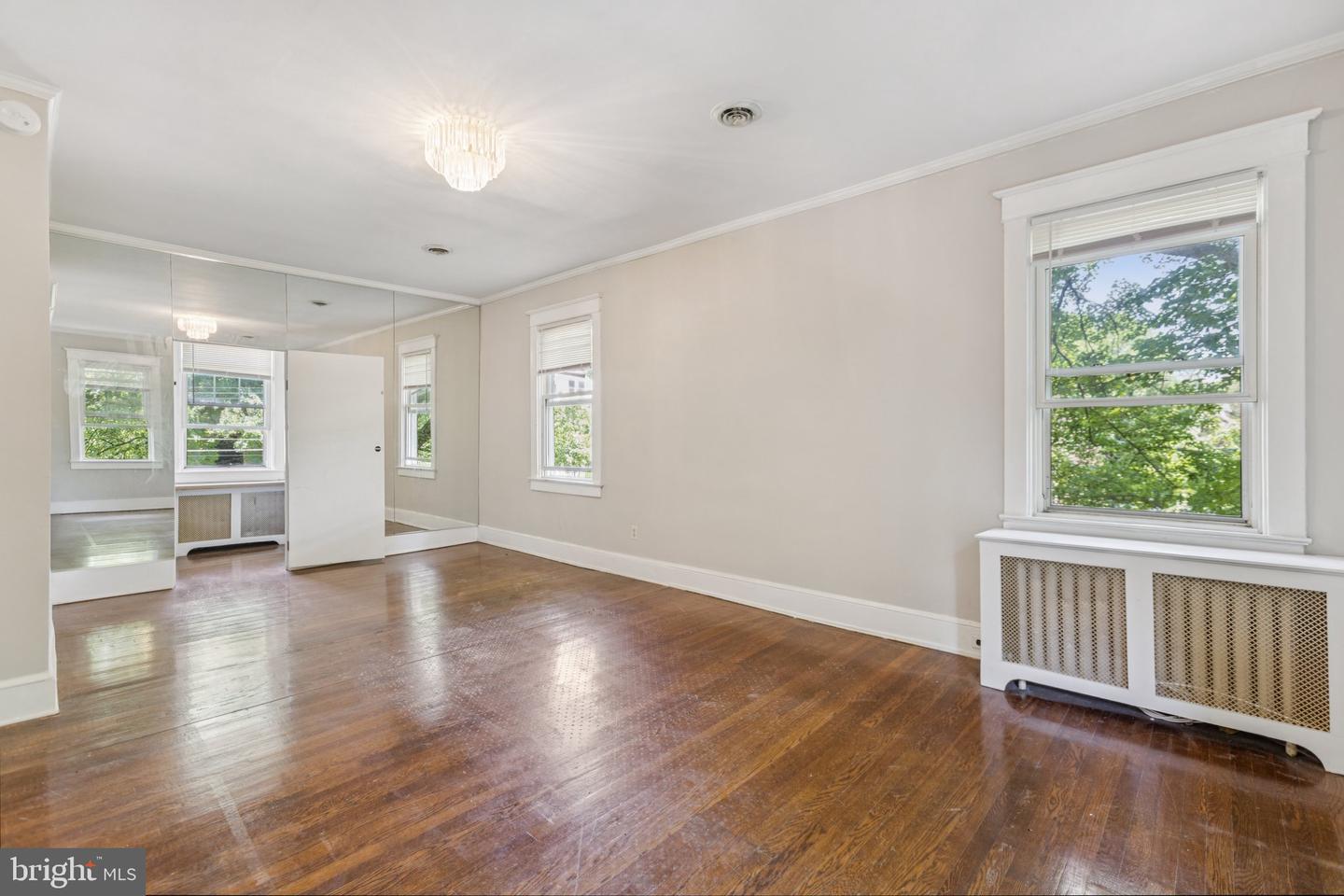 3728 LEGATION ST NW, WASHINGTON, District Of Columbia 20015, 5 Bedrooms Bedrooms, ,4 BathroomsBathrooms,Residential,For sale,3728 LEGATION ST NW,DCDC2208202 MLS # DCDC2208202