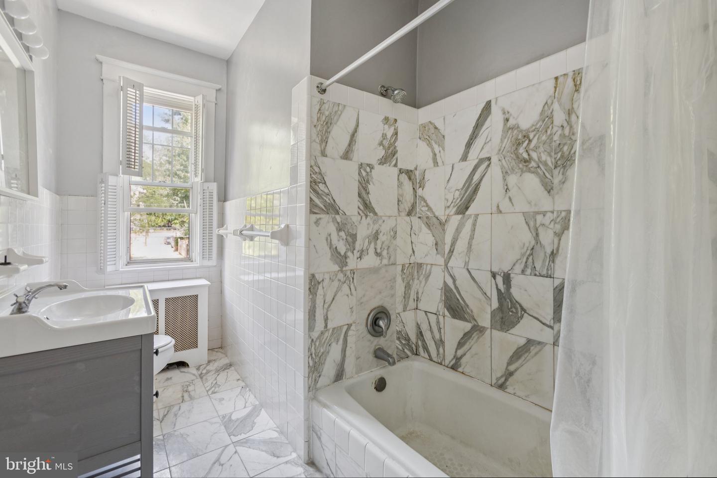 3728 LEGATION ST NW, WASHINGTON, District Of Columbia 20015, 5 Bedrooms Bedrooms, ,4 BathroomsBathrooms,Residential,For sale,3728 LEGATION ST NW,DCDC2208202 MLS # DCDC2208202