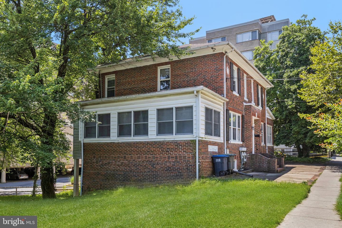 3728 LEGATION ST NW, WASHINGTON, District Of Columbia 20015, 5 Bedrooms Bedrooms, ,4 BathroomsBathrooms,Residential,For sale,3728 LEGATION ST NW,DCDC2208202 MLS # DCDC2208202