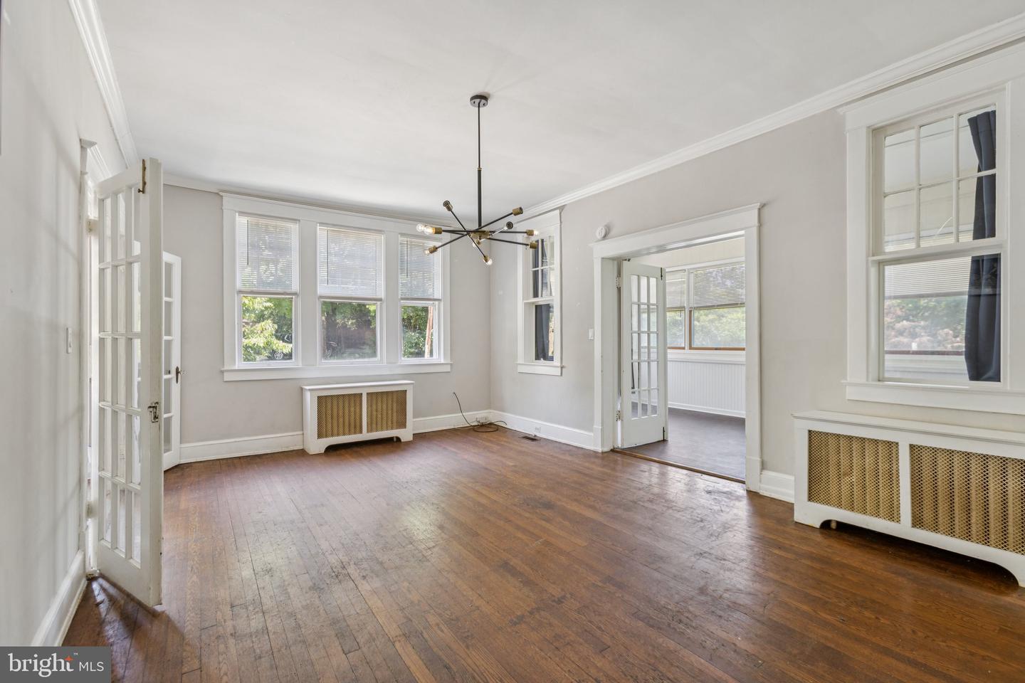 3728 LEGATION ST NW, WASHINGTON, District Of Columbia 20015, 5 Bedrooms Bedrooms, ,4 BathroomsBathrooms,Residential,For sale,3728 LEGATION ST NW,DCDC2208202 MLS # DCDC2208202