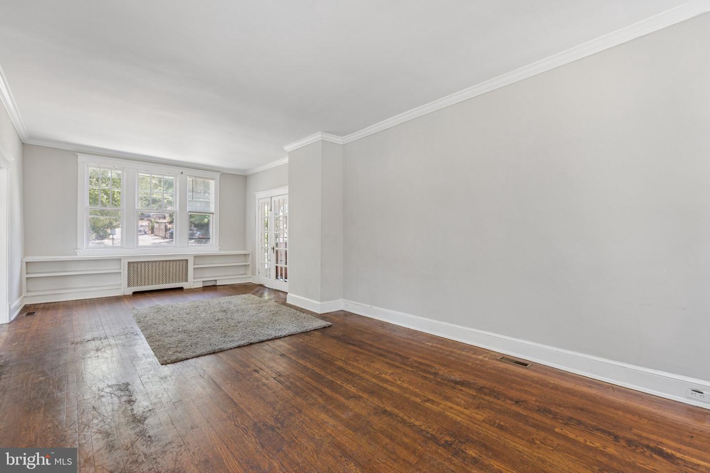 3728 LEGATION ST NW, WASHINGTON, District Of Columbia 20015, 5 Bedrooms Bedrooms, ,4 BathroomsBathrooms,Residential,For sale,3728 LEGATION ST NW,DCDC2208202 MLS # DCDC2208202