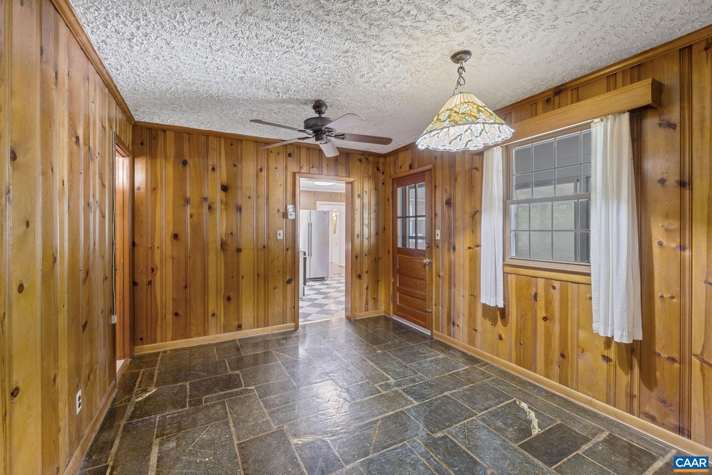 1562 THOMAS JEFFERSON PKWY, CHARLOTTESVILLE, Virginia 22901, 3 Bedrooms Bedrooms, ,2 BathroomsBathrooms,Residential,For sale,1562 THOMAS JEFFERSON PKWY,666200 MLS # 666200