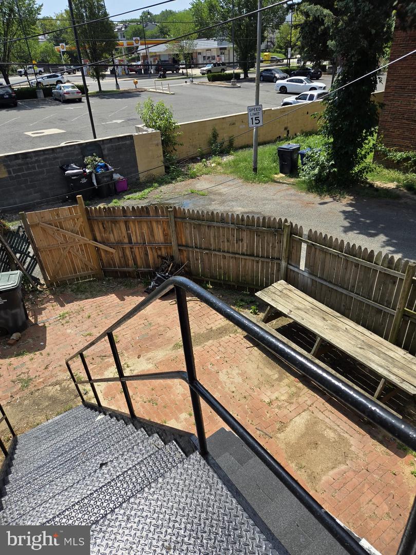 1247 16TH ST NE, WASHINGTON, District Of Columbia 20002, 4 Bedrooms Bedrooms, ,2 BathroomsBathrooms,Residential,For sale,1247 16TH ST NE,DCDC2208238 MLS # DCDC2208238