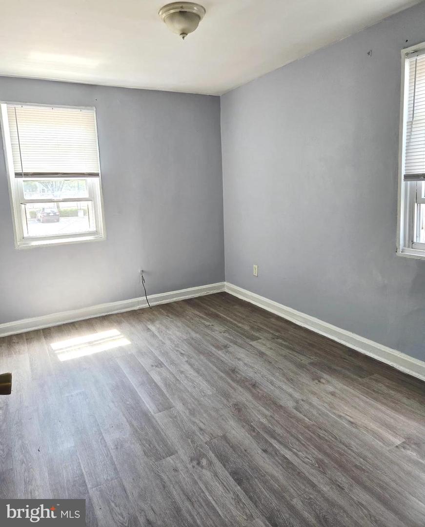 1247 16TH ST NE, WASHINGTON, District Of Columbia 20002, 4 Bedrooms Bedrooms, ,2 BathroomsBathrooms,Residential,For sale,1247 16TH ST NE,DCDC2208238 MLS # DCDC2208238