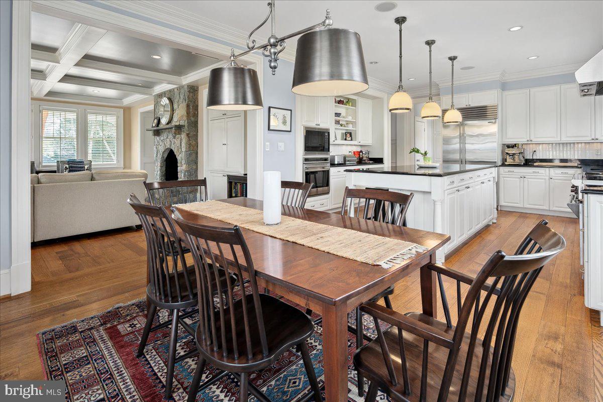 4615 32ND ST N, ARLINGTON, Virginia 22207, 6 Bedrooms Bedrooms, 14 Rooms Rooms,5 BathroomsBathrooms,Residential,For sale,4615 32ND ST N,VAAR2059964 MLS # VAAR2059964