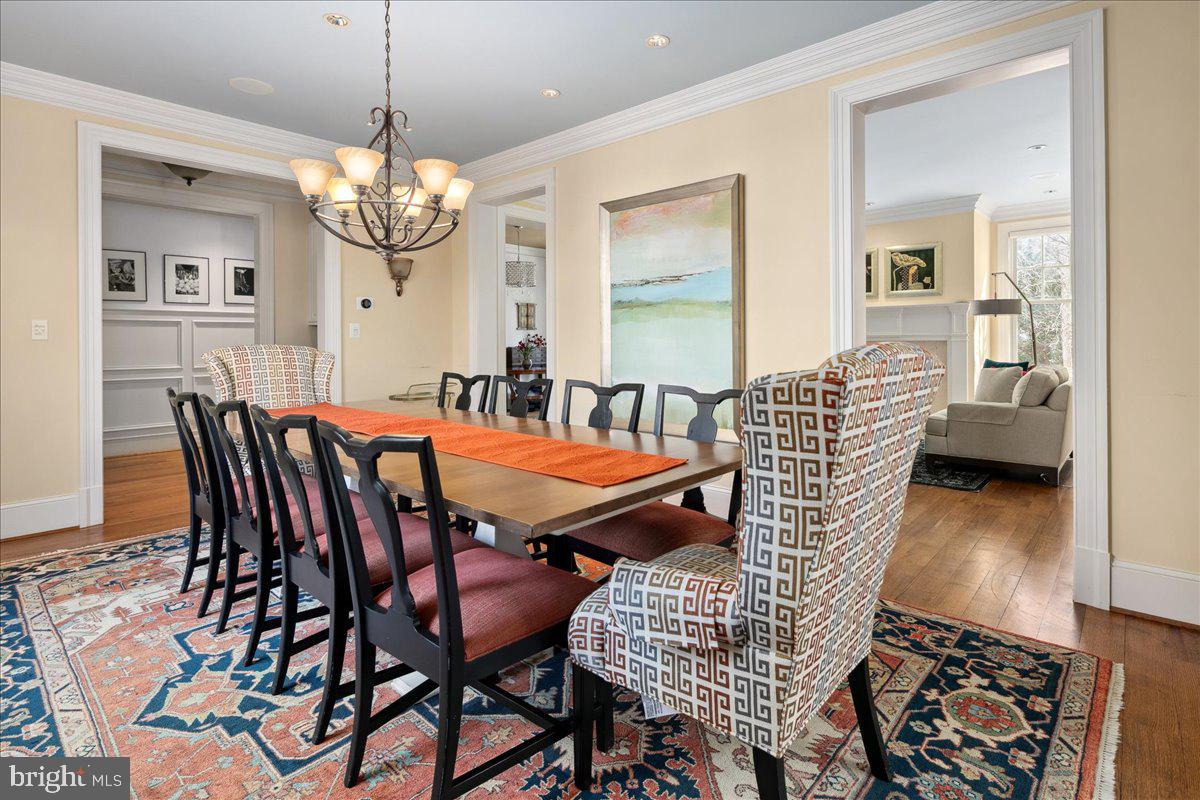 4615 32ND ST N, ARLINGTON, Virginia 22207, 6 Bedrooms Bedrooms, 14 Rooms Rooms,5 BathroomsBathrooms,Residential,For sale,4615 32ND ST N,VAAR2059964 MLS # VAAR2059964