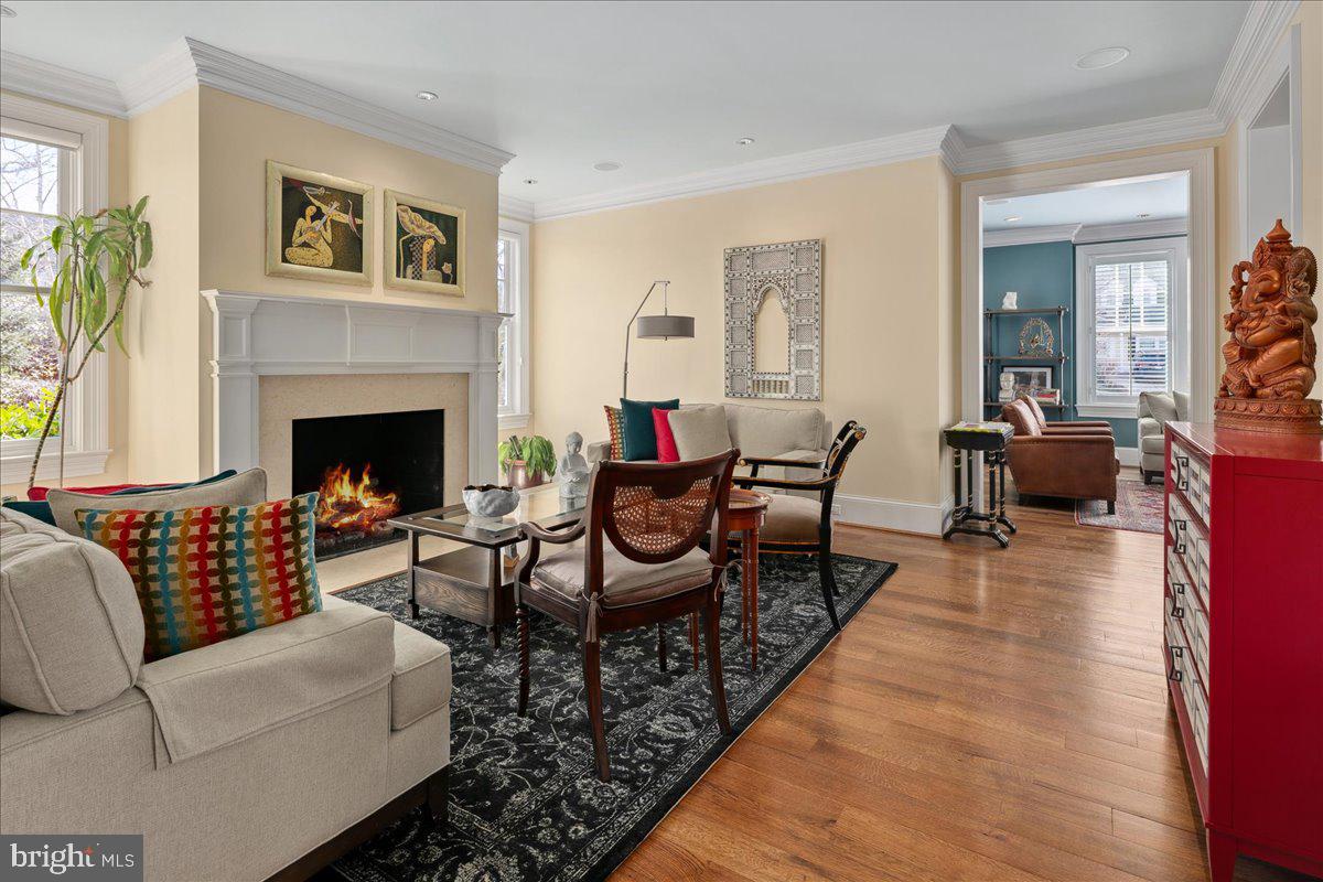 4615 32ND ST N, ARLINGTON, Virginia 22207, 6 Bedrooms Bedrooms, 14 Rooms Rooms,5 BathroomsBathrooms,Residential,For sale,4615 32ND ST N,VAAR2059964 MLS # VAAR2059964