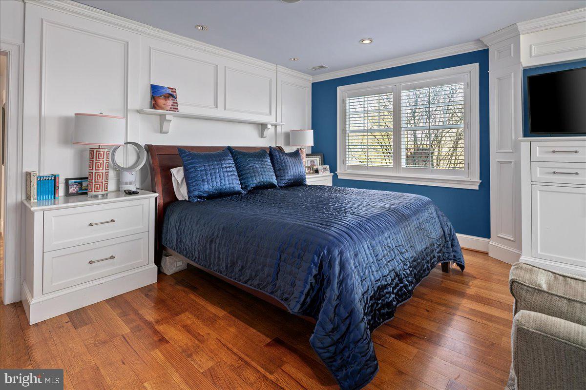 4615 32ND ST N, ARLINGTON, Virginia 22207, 6 Bedrooms Bedrooms, 14 Rooms Rooms,5 BathroomsBathrooms,Residential,For sale,4615 32ND ST N,VAAR2059964 MLS # VAAR2059964
