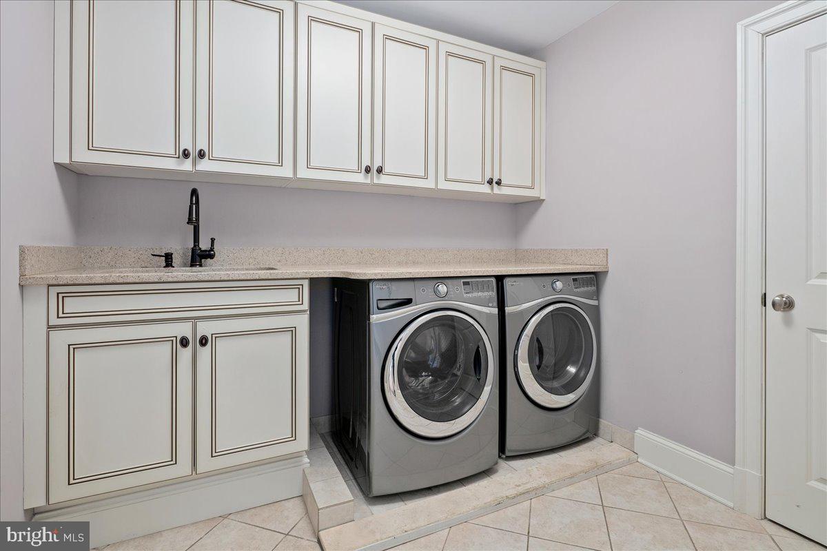 4615 32ND ST N, ARLINGTON, Virginia 22207, 6 Bedrooms Bedrooms, 14 Rooms Rooms,5 BathroomsBathrooms,Residential,For sale,4615 32ND ST N,VAAR2059964 MLS # VAAR2059964