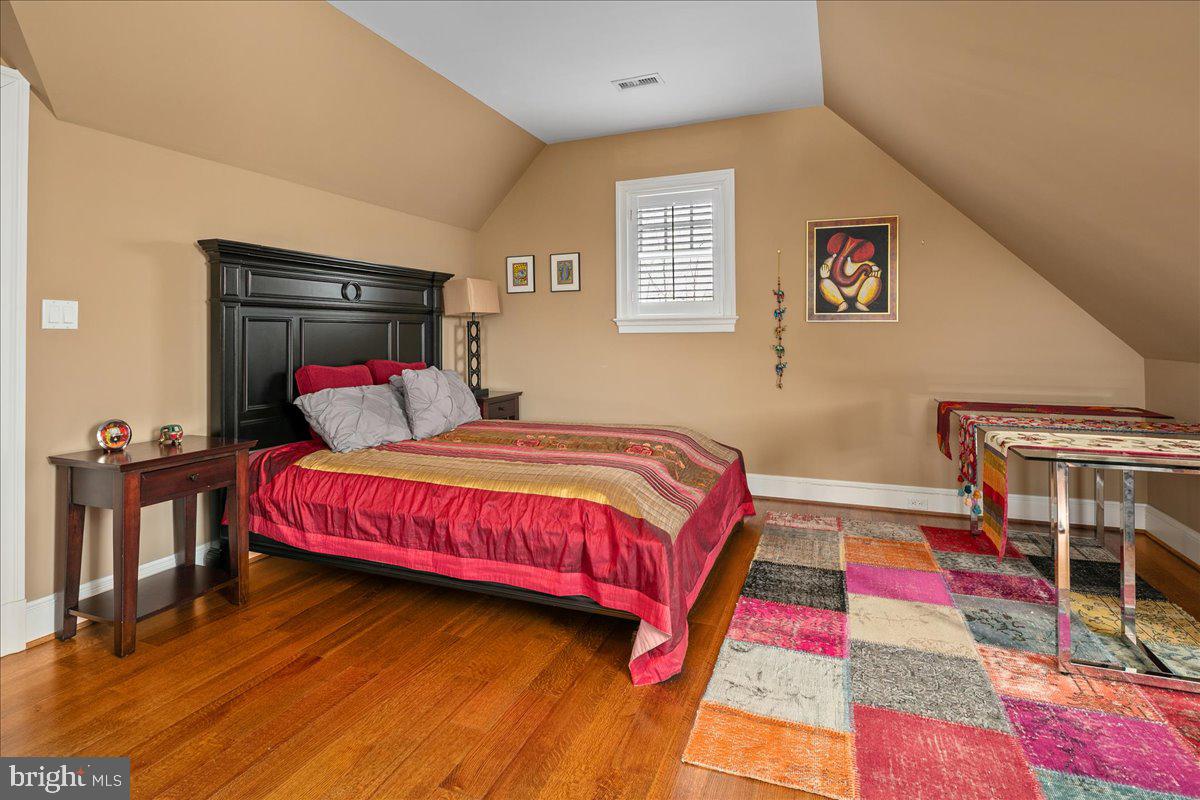 4615 32ND ST N, ARLINGTON, Virginia 22207, 6 Bedrooms Bedrooms, 14 Rooms Rooms,5 BathroomsBathrooms,Residential,For sale,4615 32ND ST N,VAAR2059964 MLS # VAAR2059964
