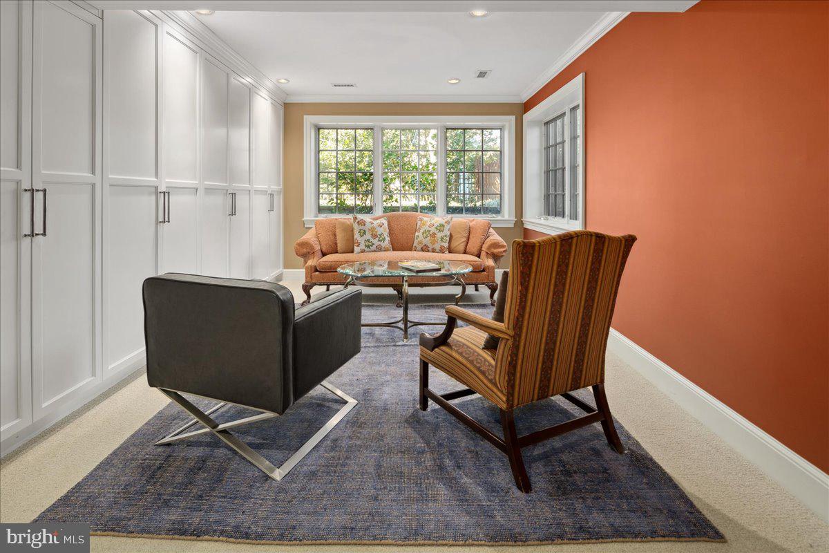 4615 32ND ST N, ARLINGTON, Virginia 22207, 6 Bedrooms Bedrooms, 14 Rooms Rooms,5 BathroomsBathrooms,Residential,For sale,4615 32ND ST N,VAAR2059964 MLS # VAAR2059964