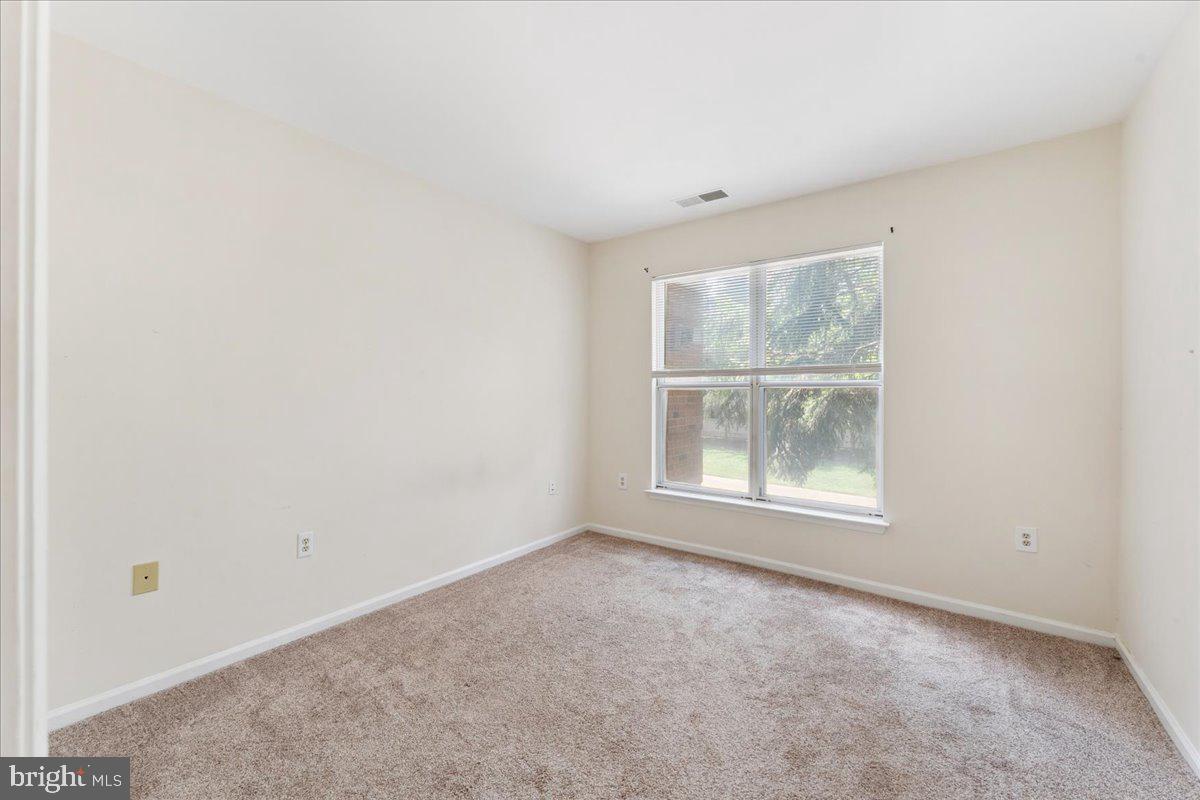 12919 ALTON SQ #116, HERNDON, Virginia 20170, 2 Bedrooms Bedrooms, ,1 BathroomBathrooms,Residential,For sale,12919 ALTON SQ #116,VAFX2252476 MLS # VAFX2252476
