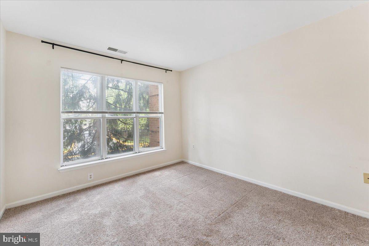 12919 ALTON SQ #116, HERNDON, Virginia 20170, 2 Bedrooms Bedrooms, ,1 BathroomBathrooms,Residential,For sale,12919 ALTON SQ #116,VAFX2252476 MLS # VAFX2252476