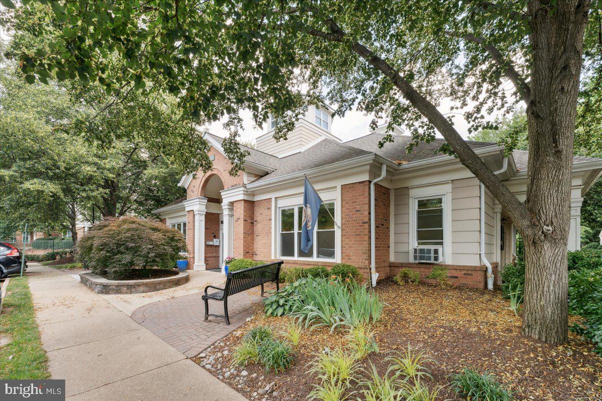 12919 ALTON SQ #116, HERNDON, Virginia 20170, 2 Bedrooms Bedrooms, ,1 BathroomBathrooms,Residential,For sale,12919 ALTON SQ #116,VAFX2252476 MLS # VAFX2252476