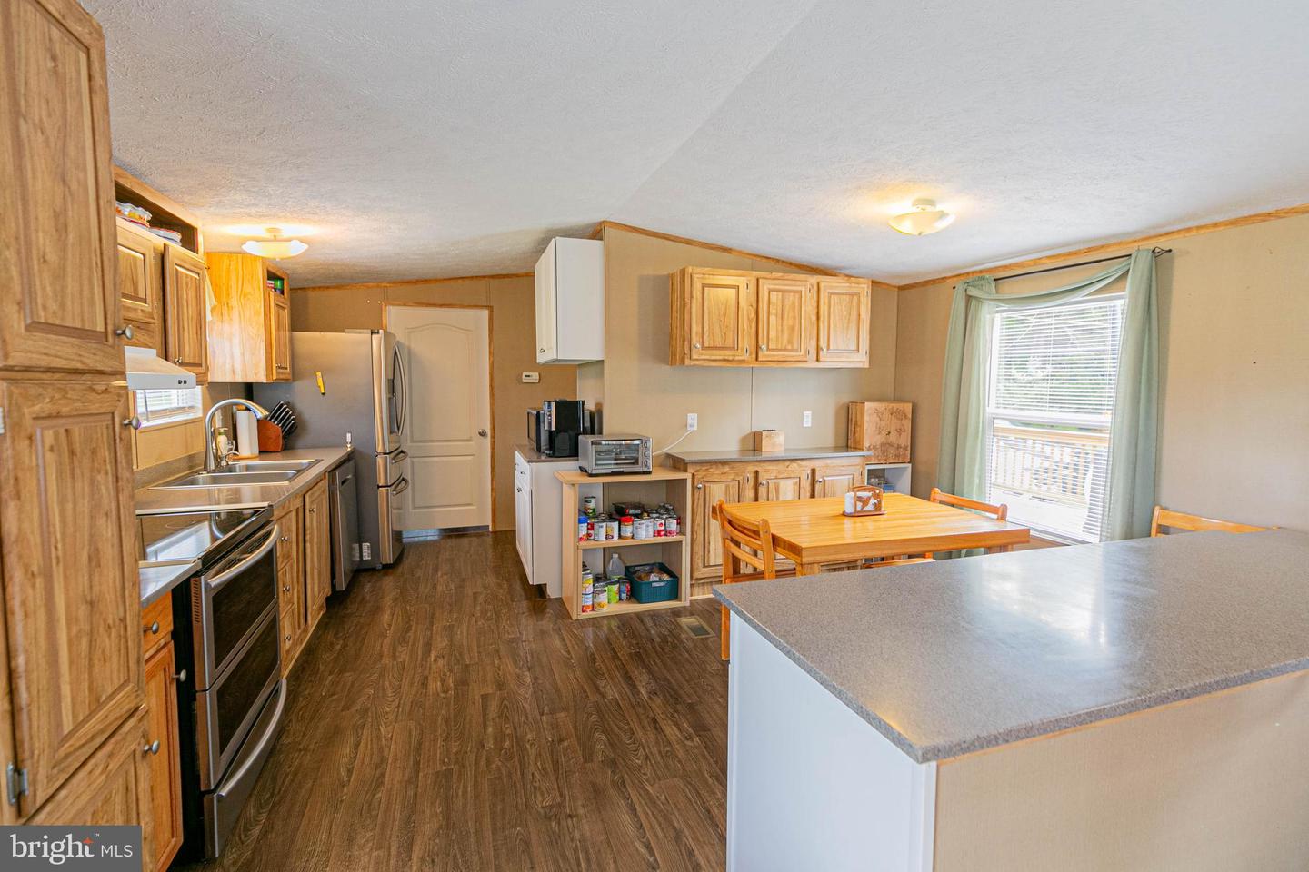 19083 COUNTRY RD, BEAVERDAM, Virginia 23015, 2 Bedrooms Bedrooms, 4 Rooms Rooms,2 BathroomsBathrooms,Residential,For sale,19083 COUNTRY RD,VACV2008408 MLS # VACV2008408