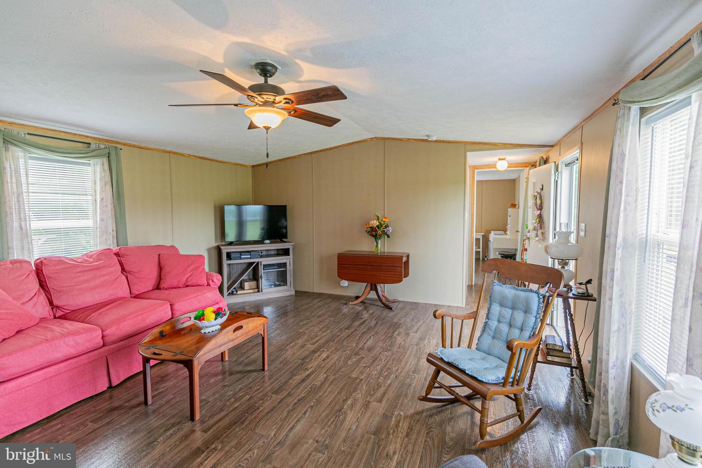 19083 COUNTRY RD, BEAVERDAM, Virginia 23015, 2 Bedrooms Bedrooms, 4 Rooms Rooms,2 BathroomsBathrooms,Residential,For sale,19083 COUNTRY RD,VACV2008408 MLS # VACV2008408