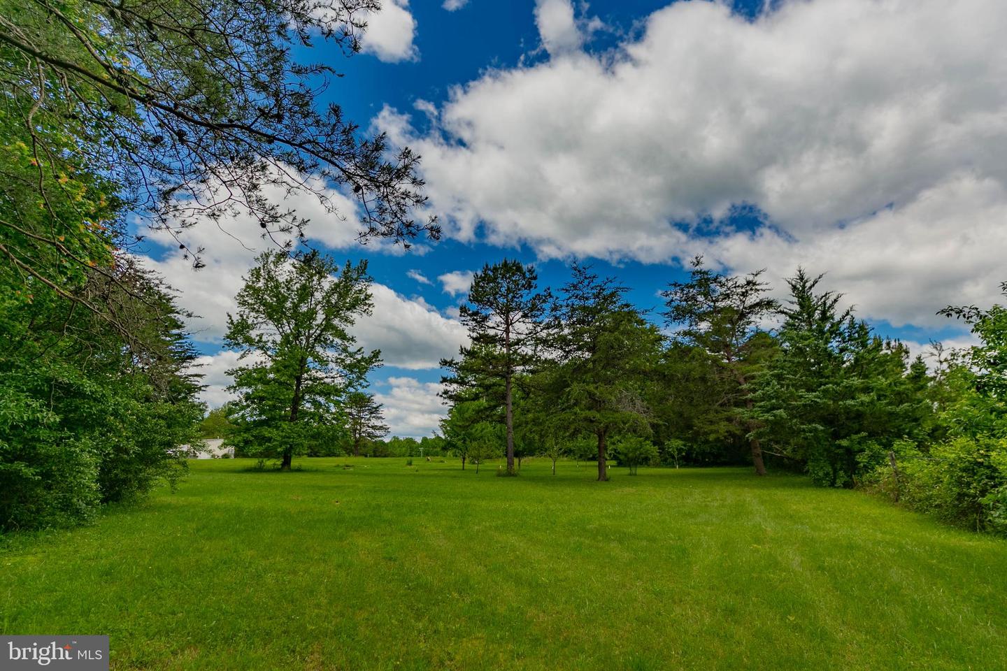 19083 COUNTRY RD, BEAVERDAM, Virginia 23015, 2 Bedrooms Bedrooms, 4 Rooms Rooms,2 BathroomsBathrooms,Residential,For sale,19083 COUNTRY RD,VACV2008408 MLS # VACV2008408