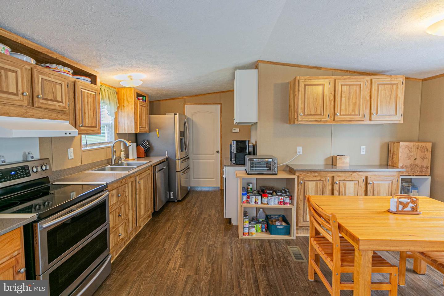 19083 COUNTRY RD, BEAVERDAM, Virginia 23015, 2 Bedrooms Bedrooms, 4 Rooms Rooms,2 BathroomsBathrooms,Residential,For sale,19083 COUNTRY RD,VACV2008408 MLS # VACV2008408