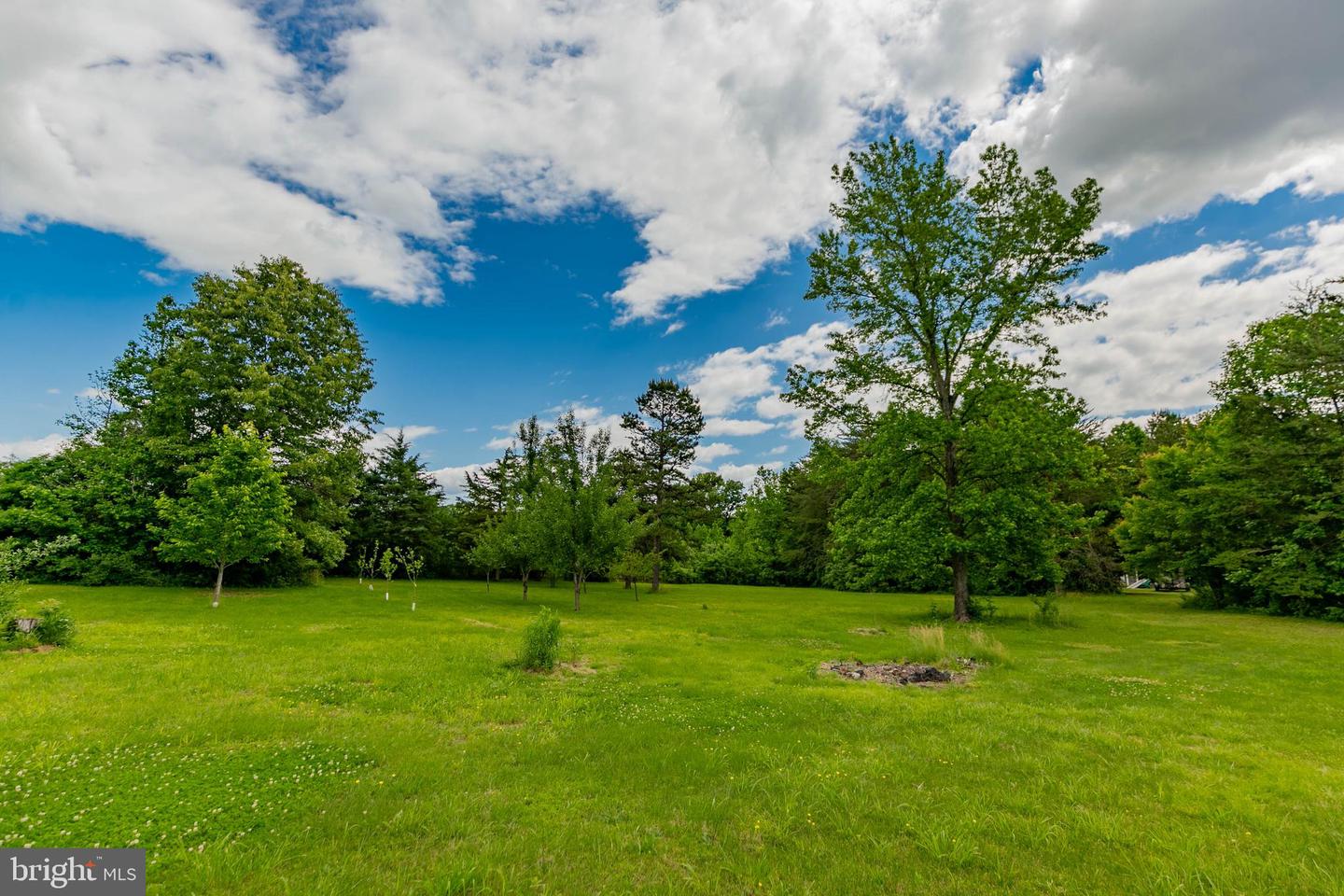 19083 COUNTRY RD, BEAVERDAM, Virginia 23015, 2 Bedrooms Bedrooms, 4 Rooms Rooms,2 BathroomsBathrooms,Residential,For sale,19083 COUNTRY RD,VACV2008408 MLS # VACV2008408