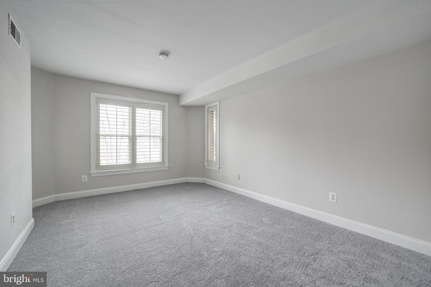 91 14TH ST NE #91, WASHINGTON, District Of Columbia 20002, 1 Bedroom Bedrooms, ,1 BathroomBathrooms,Residential,For sale,91 14TH ST NE #91,DCDC2208276 MLS # DCDC2208276