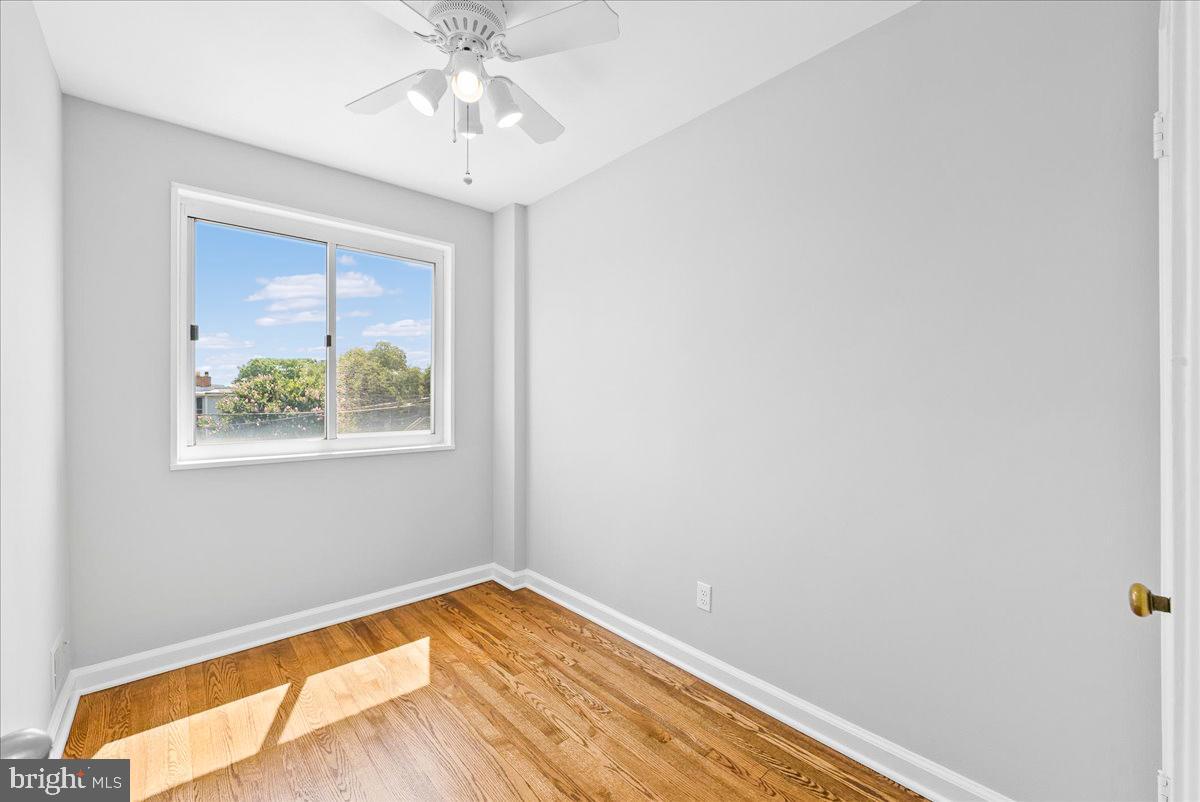 307 19TH ST NE, WASHINGTON, District Of Columbia 20002, 3 Bedrooms Bedrooms, ,1 BathroomBathrooms,Residential,For sale,307 19TH ST NE,DCDC2208398 MLS # DCDC2208398