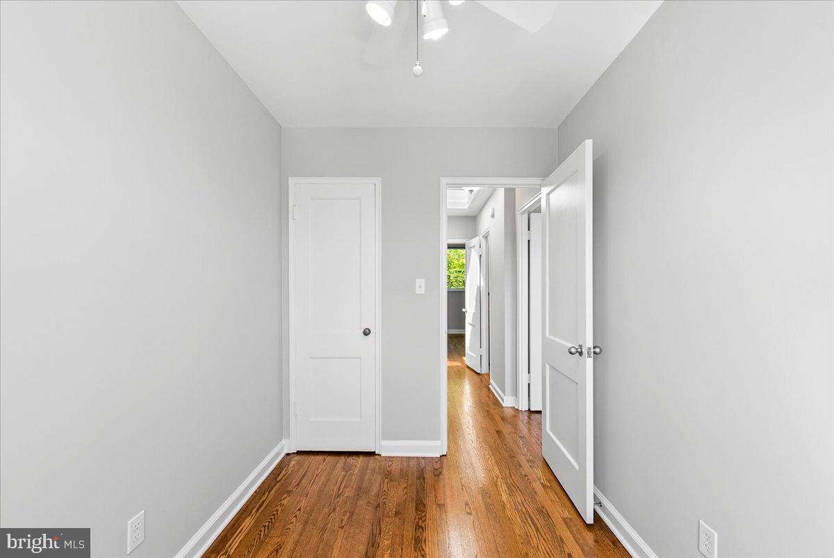 307 19TH ST NE, WASHINGTON, District Of Columbia 20002, 3 Bedrooms Bedrooms, ,1 BathroomBathrooms,Residential,For sale,307 19TH ST NE,DCDC2208398 MLS # DCDC2208398