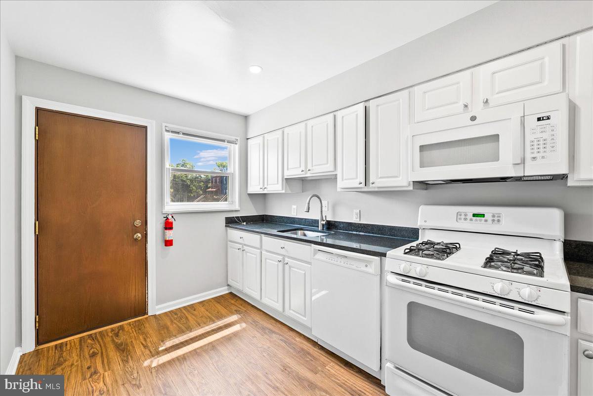 307 19TH ST NE, WASHINGTON, District Of Columbia 20002, 3 Bedrooms Bedrooms, ,1 BathroomBathrooms,Residential,For sale,307 19TH ST NE,DCDC2208398 MLS # DCDC2208398