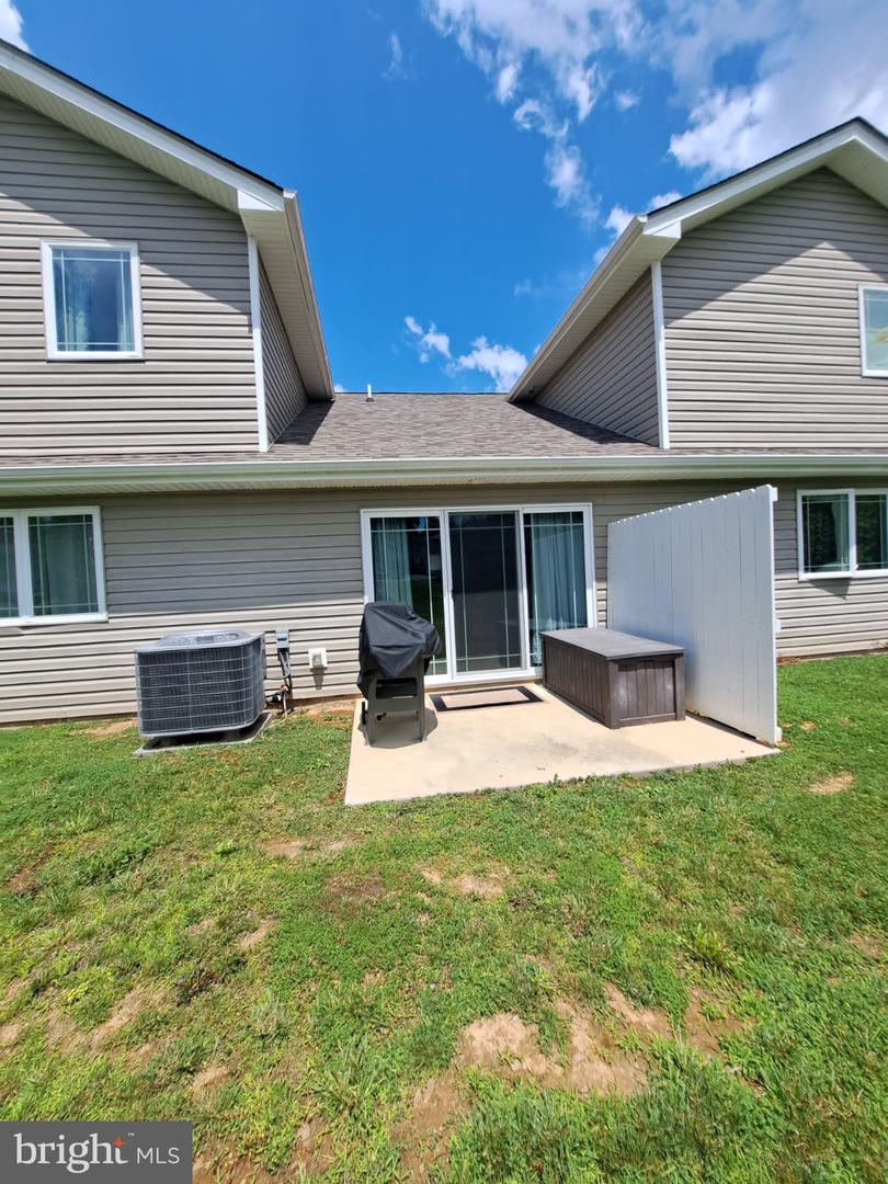 116 WEEPING WILLOW DR, ABINGDON, Virginia 24210, 3 Bedrooms Bedrooms, ,3 BathroomsBathrooms,Residential,For sale,116 WEEPING WILLOW DR,VAWA2000014 MLS # VAWA2000014