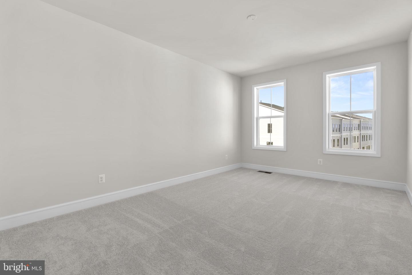 43290 FARRINGDON SQ, BROADLANDS, Virginia 20148, 3 Bedrooms Bedrooms, ,2 BathroomsBathrooms,Residential,For sale,43290 FARRINGDON SQ,VALO2100816 MLS # VALO2100816