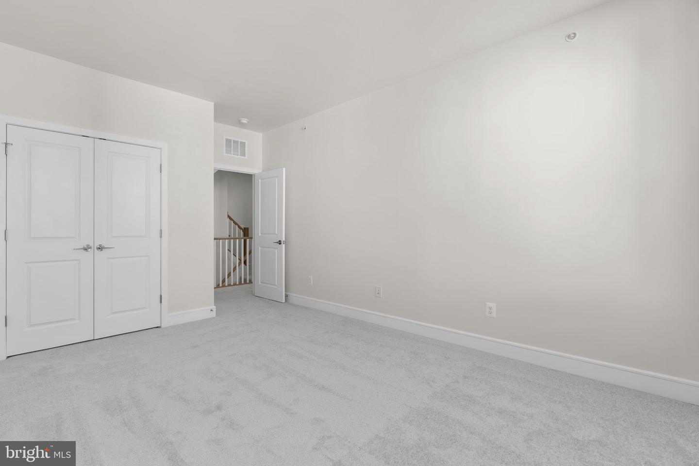 43290 FARRINGDON SQ, BROADLANDS, Virginia 20148, 3 Bedrooms Bedrooms, ,2 BathroomsBathrooms,Residential,For sale,43290 FARRINGDON SQ,VALO2100816 MLS # VALO2100816