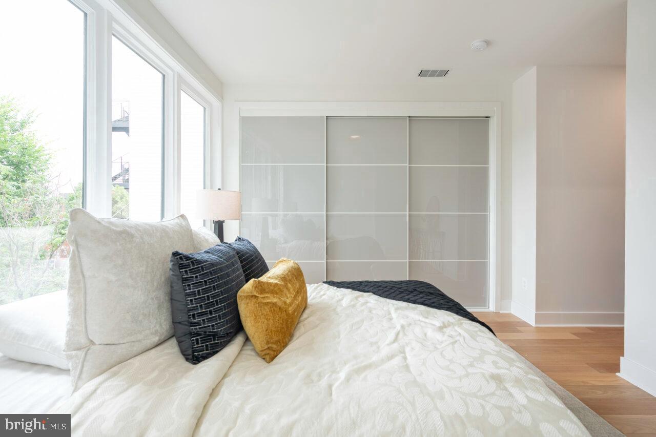 771 18TH ST NE #B, WASHINGTON, District Of Columbia 20002, 3 Bedrooms Bedrooms, ,2 BathroomsBathrooms,Residential,For sale,771 18TH ST NE #B,DCDC2208420 MLS # DCDC2208420