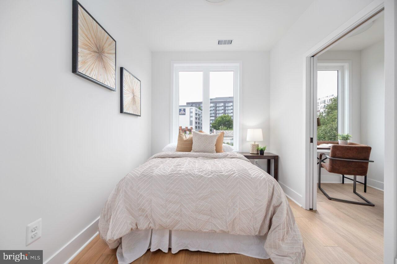 771 18TH ST NE #B, WASHINGTON, District Of Columbia 20002, 3 Bedrooms Bedrooms, ,2 BathroomsBathrooms,Residential,For sale,771 18TH ST NE #B,DCDC2208420 MLS # DCDC2208420