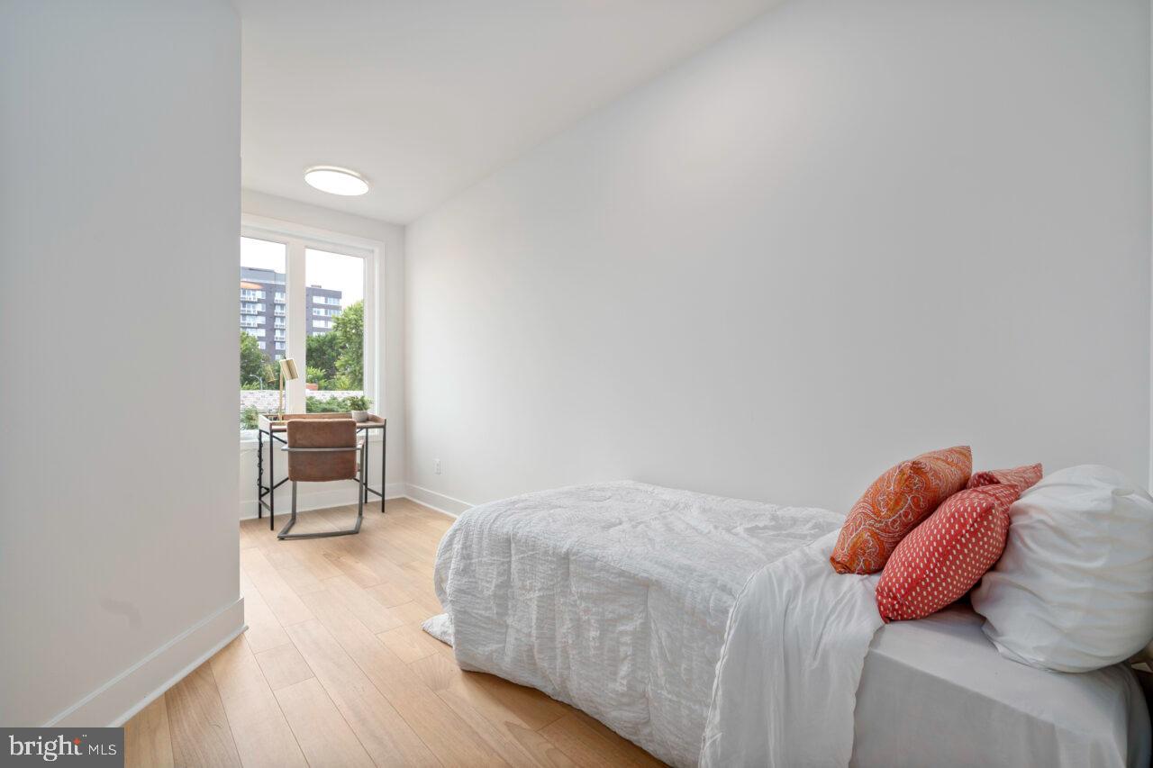 771 18TH ST NE #B, WASHINGTON, District Of Columbia 20002, 3 Bedrooms Bedrooms, ,2 BathroomsBathrooms,Residential,For sale,771 18TH ST NE #B,DCDC2208420 MLS # DCDC2208420