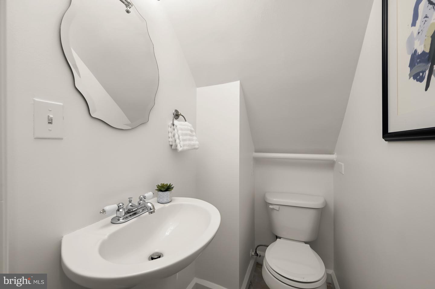 2805 OLIVE ST NW, WASHINGTON, District Of Columbia 20007, 2 Bedrooms Bedrooms, ,1 BathroomBathrooms,Residential,For sale,2805 OLIVE ST NW,DCDC2208422 MLS # DCDC2208422
