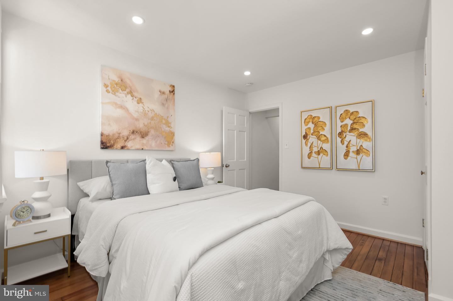 2805 OLIVE ST NW, WASHINGTON, District Of Columbia 20007, 2 Bedrooms Bedrooms, ,1 BathroomBathrooms,Residential,For sale,2805 OLIVE ST NW,DCDC2208422 MLS # DCDC2208422