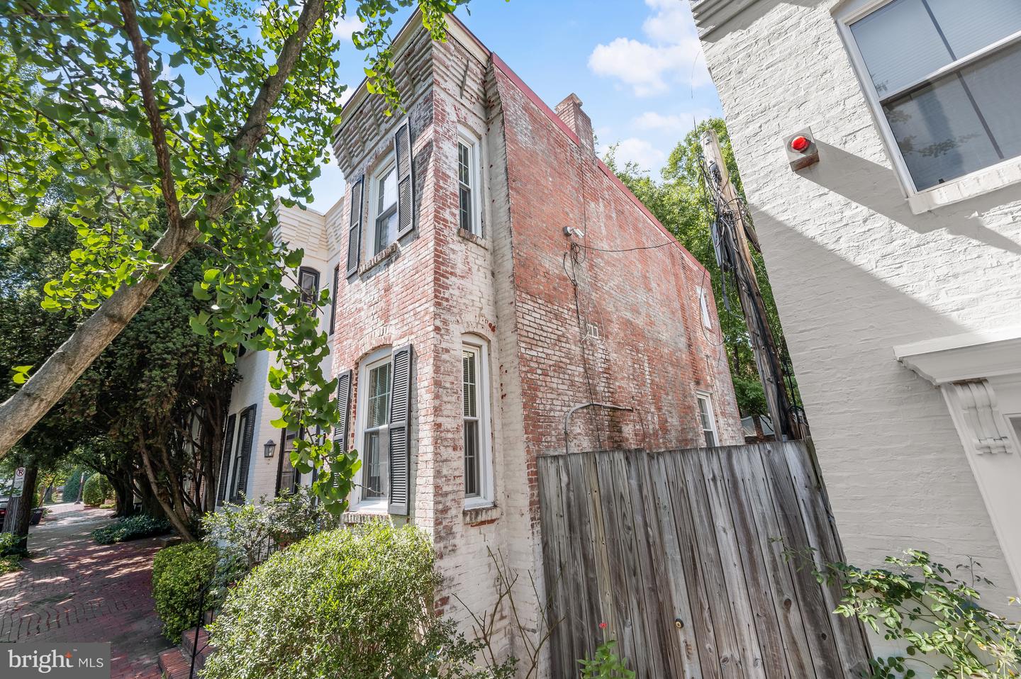 2805 OLIVE ST NW, WASHINGTON, District Of Columbia 20007, 2 Bedrooms Bedrooms, ,1 BathroomBathrooms,Residential,For sale,2805 OLIVE ST NW,DCDC2208422 MLS # DCDC2208422