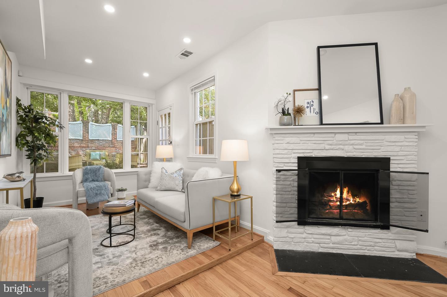 2805 OLIVE ST NW, WASHINGTON, District Of Columbia 20007, 2 Bedrooms Bedrooms, ,1 BathroomBathrooms,Residential,For sale,2805 OLIVE ST NW,DCDC2208422 MLS # DCDC2208422