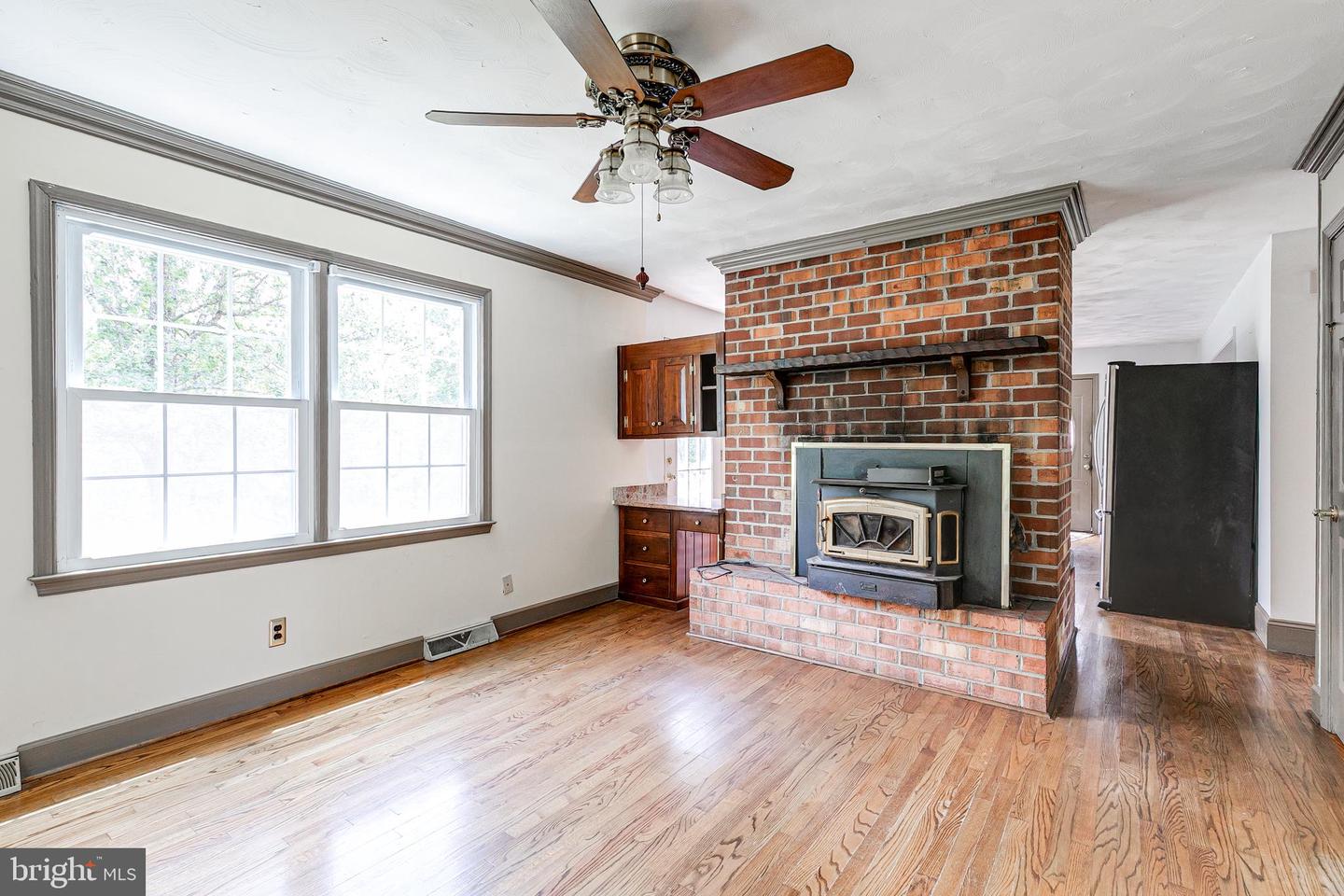 14261 THOMAS DR, WOODFORD, Virginia 22580, 3 Bedrooms Bedrooms, ,2 BathroomsBathrooms,Residential,For sale,14261 THOMAS DR,VACV2008422 MLS # VACV2008422